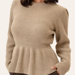 BYIC SaraIC Sweater Beige