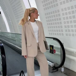 BYIC SignatureIC Blazer Beige