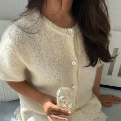 IdaIC Kortermet Cardigan Hvit