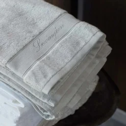 Lexington Hotel håndkle 70x130 bomull/modal/mulberrysilke Silver Grey