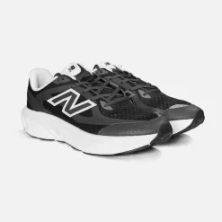 New Balance Fresh Foam Black Cement/White M