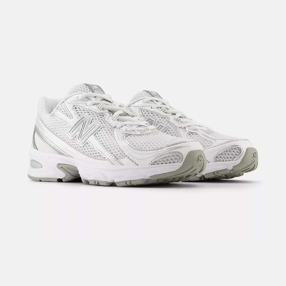 New Balance U740 White / Silver Metallic W
