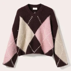 Noella Lai Knit Winetasting Mix