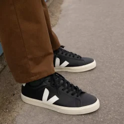 Veja Campo Black/White M