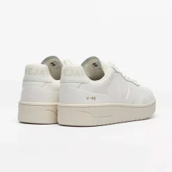 Veja V-90 Leather Extra White M
